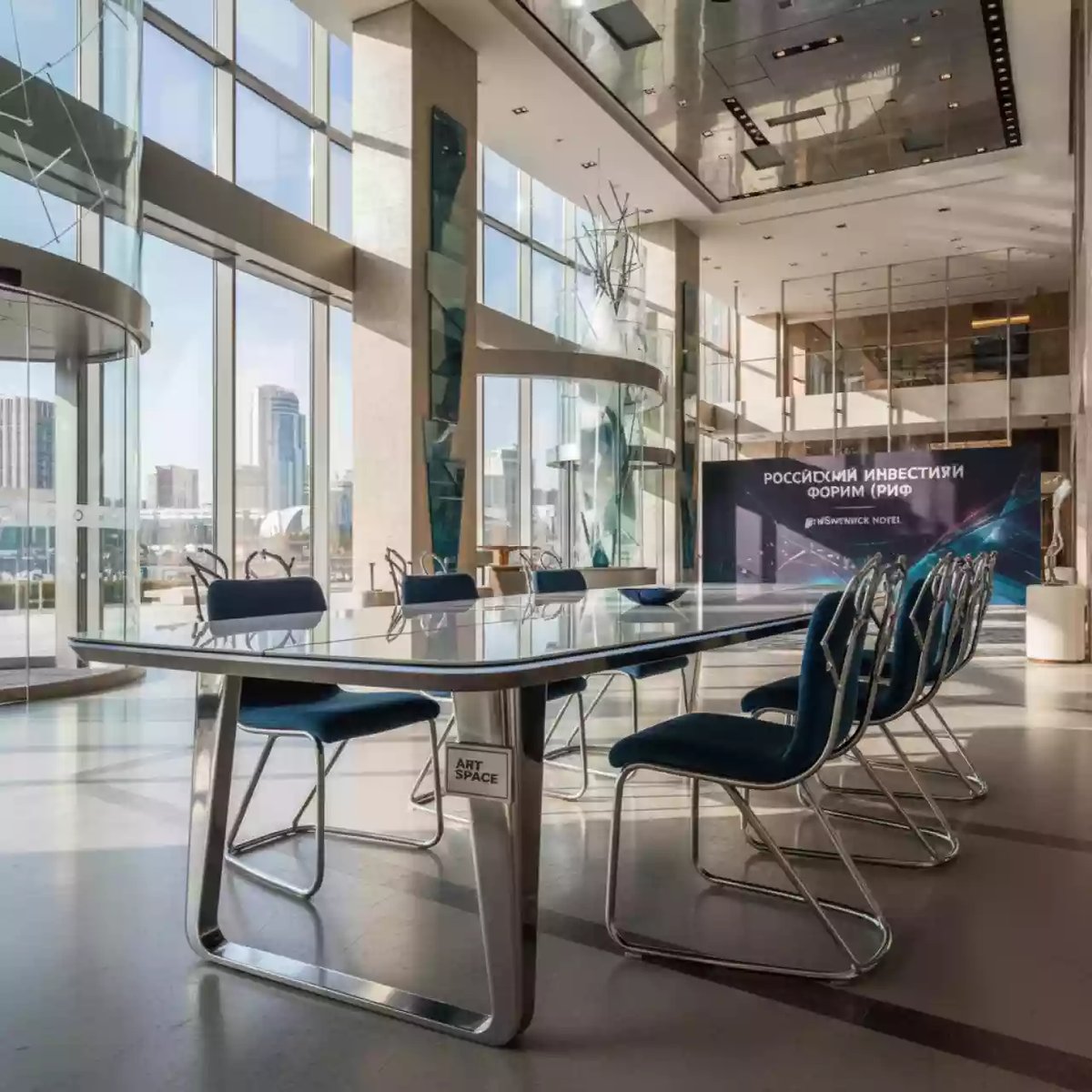 Аренда Столовая группа 11 в Mövenpick Hotel — ART SPACE