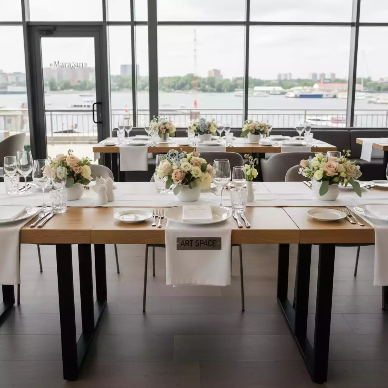 Аренда Столы банкетные 180х75 см в ресторане «Магадан» — ART SPACE