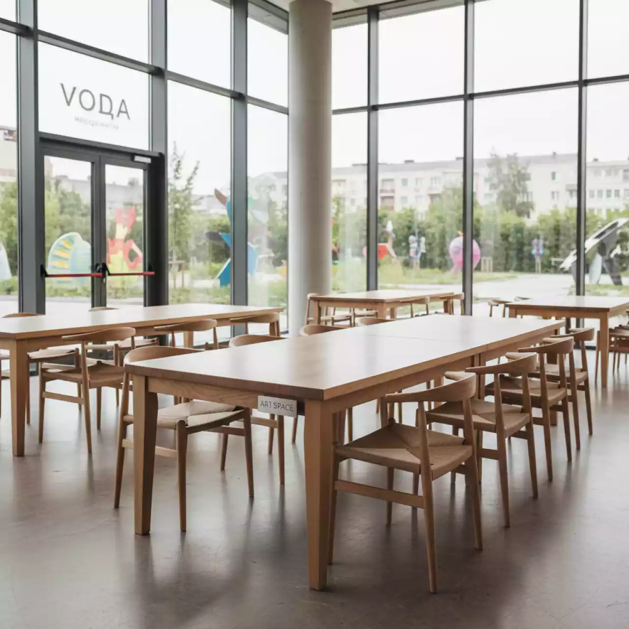 Аренда Столы банкетные для кейтеринга в ресторане «Voda» — ART SPACE