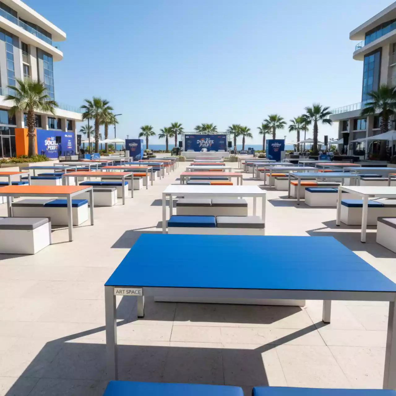 Аренда Столы для улицы для пикника для ярмарки для выставки в Cosmos Sochi Hotel — ART SPACE