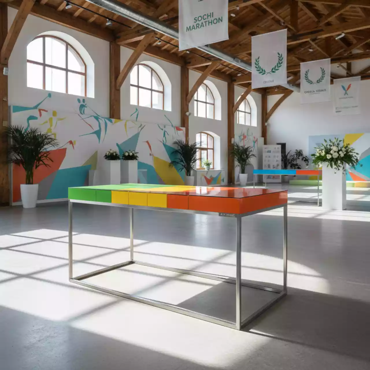 Аренда Столы коктейльные для конференции 200х100 в Omega Sirius — ART SPACE