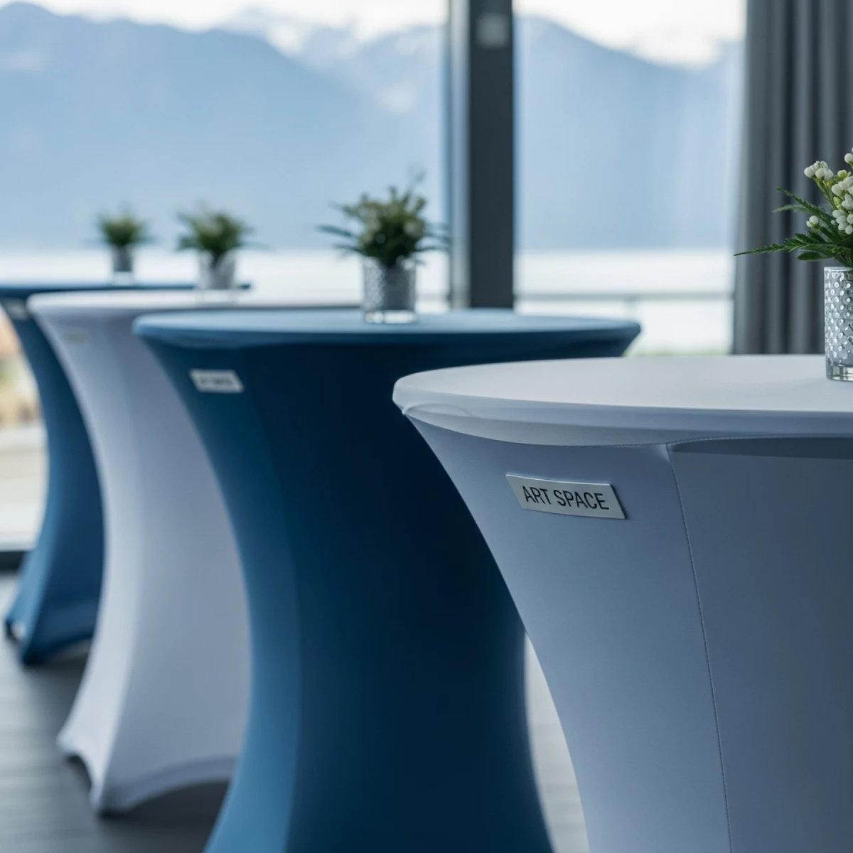 Аренда Столы коктейльные для конференции на курорте «Газпром» (Альпика) — ART SPACE