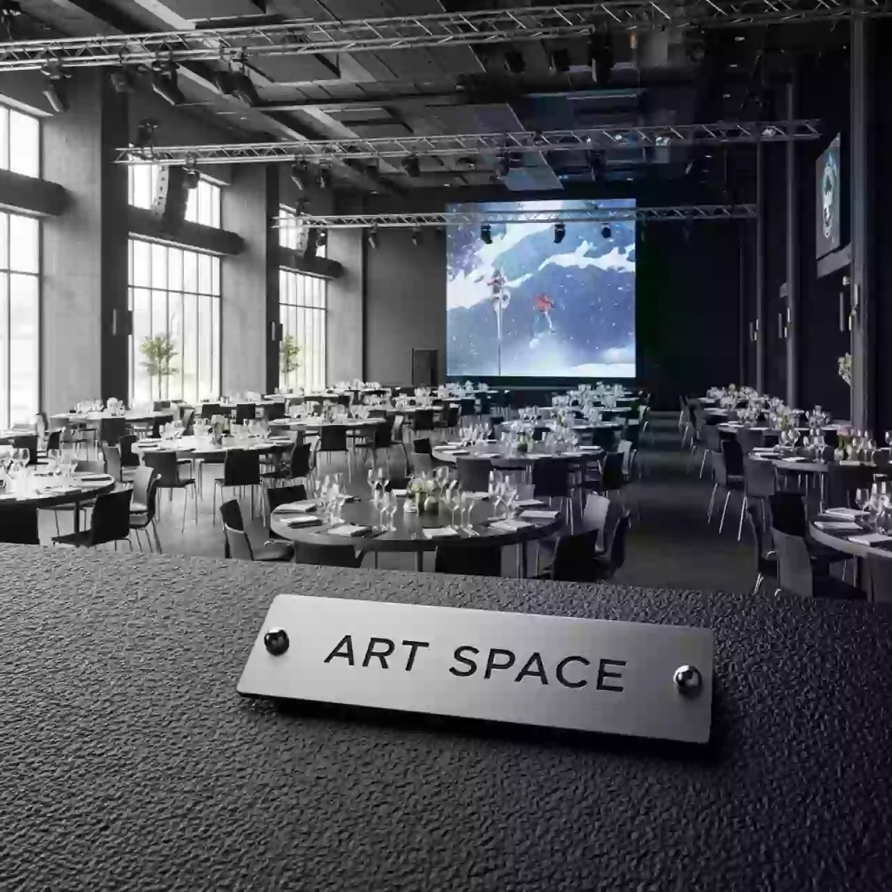 Аренда Столы круглые 150х75 в отеле «Богатырь» — ART SPACE