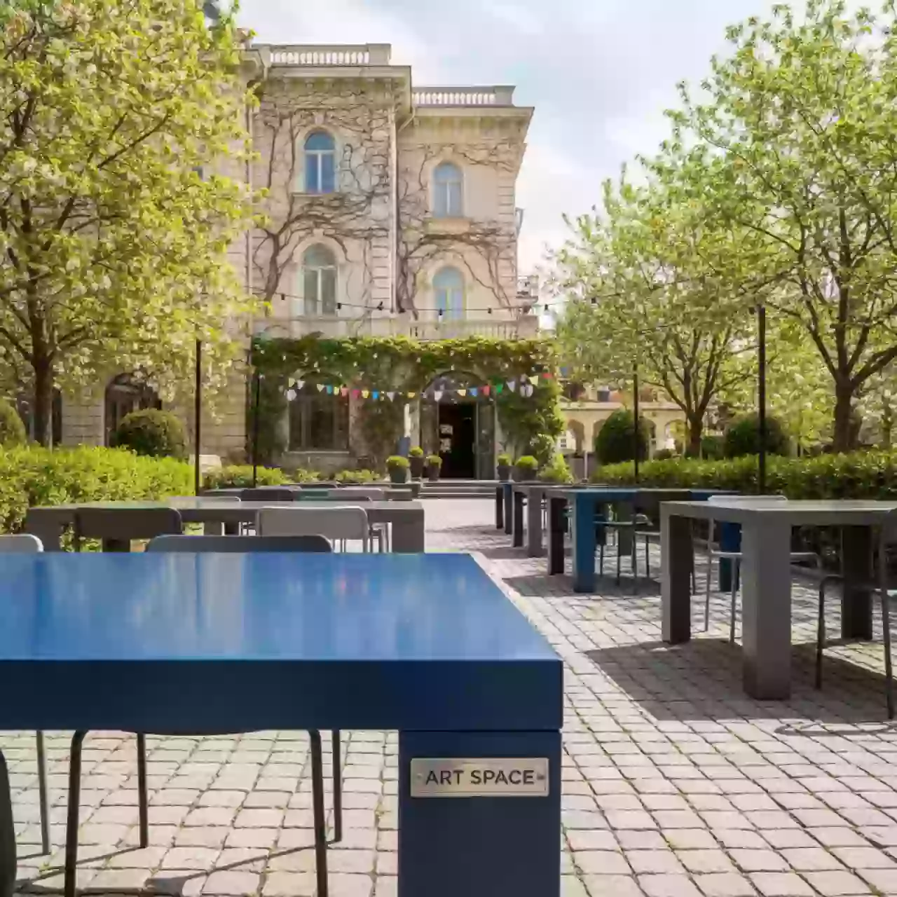 Аренда Столы металлические для дачи в Boutique Hotel PORTUM 1905 — ART SPACE