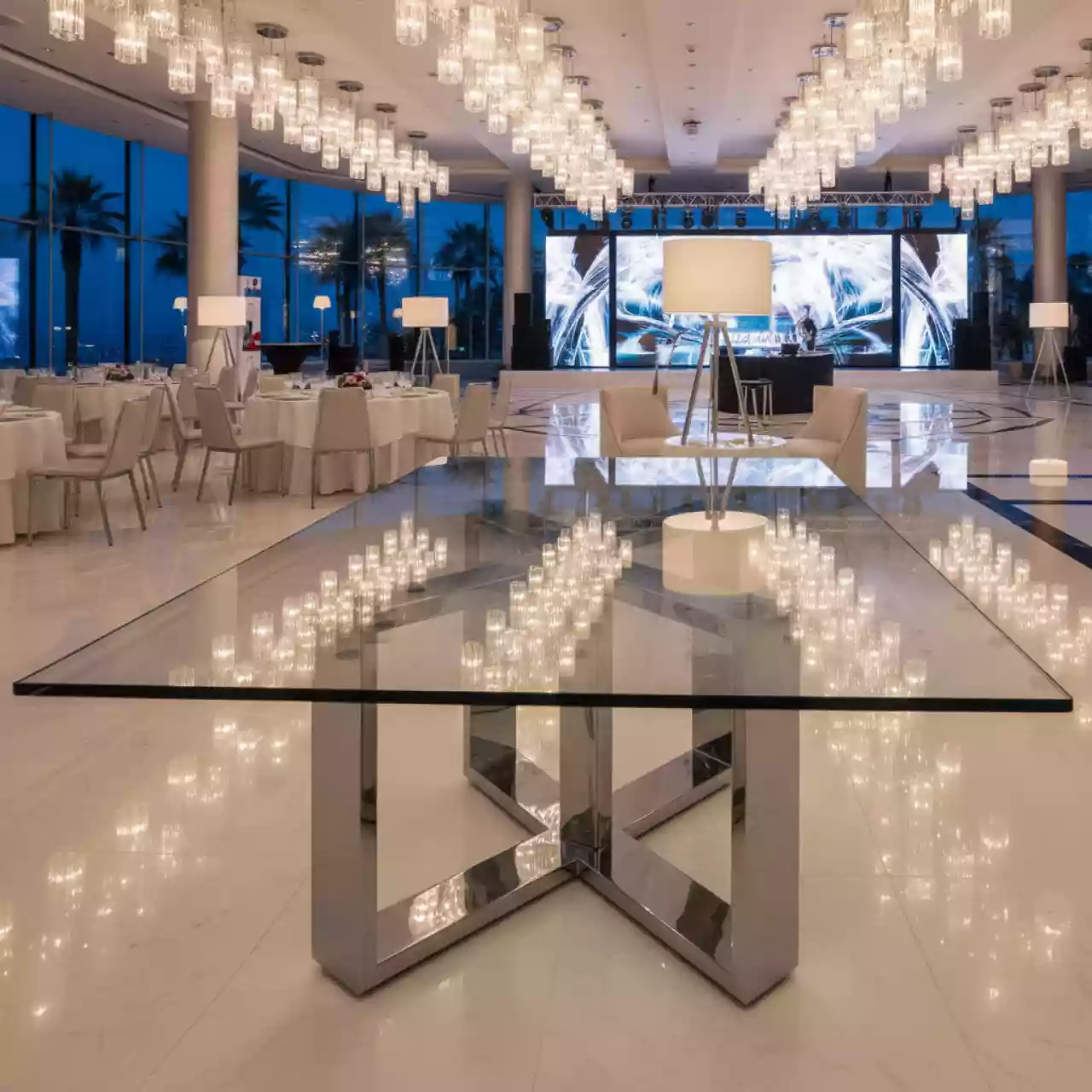 Аренда Столы обеденные стеклянные в Гранд Отель Сочи — ART SPACE