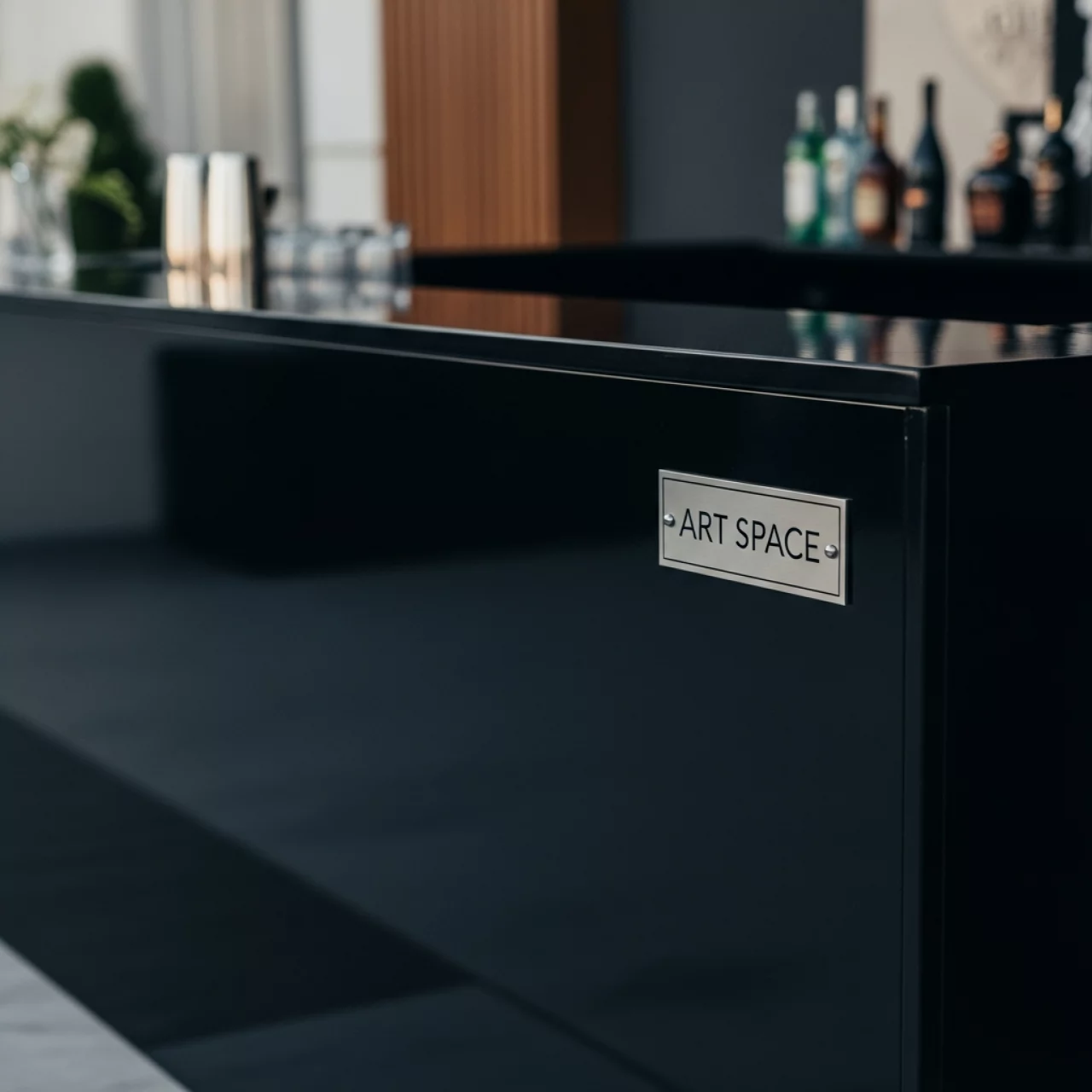 Аренда Стойка барная чёрная глянцевая в Cosmos Sochi Hotel — ART SPACE