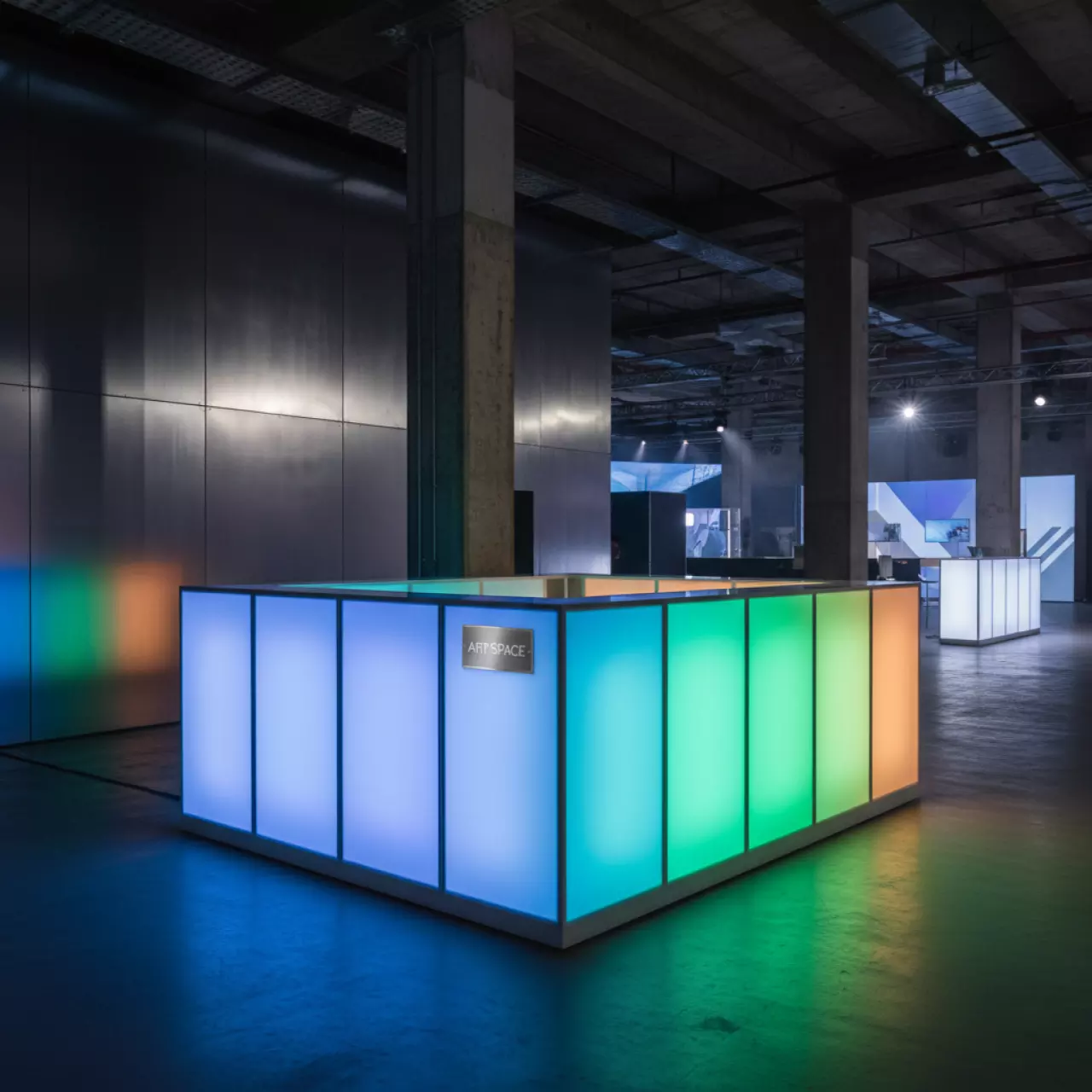 Аренда Стойка барная светящаяся Bartolomeo в казино «Сочи» — ART SPACE