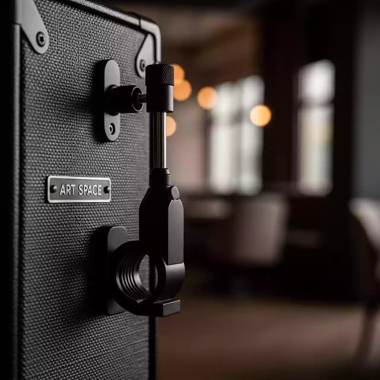 Аренда Стойка для комбика Gravity MS CAB CL 01 в ресторане «Brunello» — ART SPACE