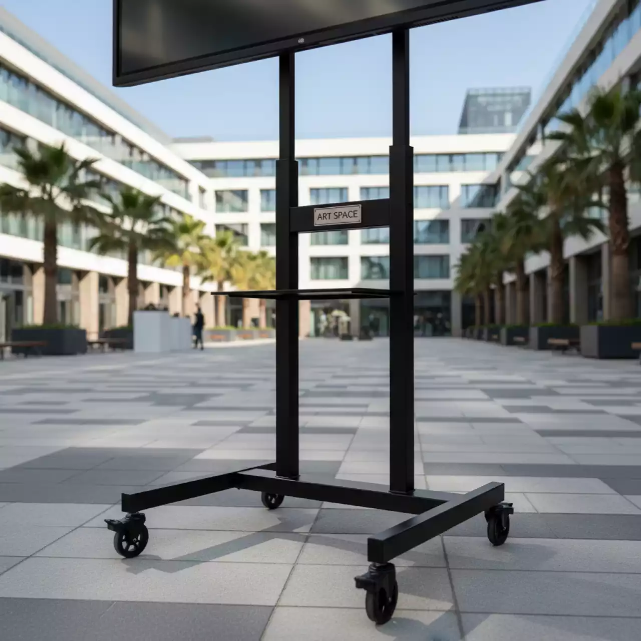 Аренда Стойка мобильная для интерактивных досок UMS 4 60–105 в Courtyard by Marriott Sochi — ART SPACE