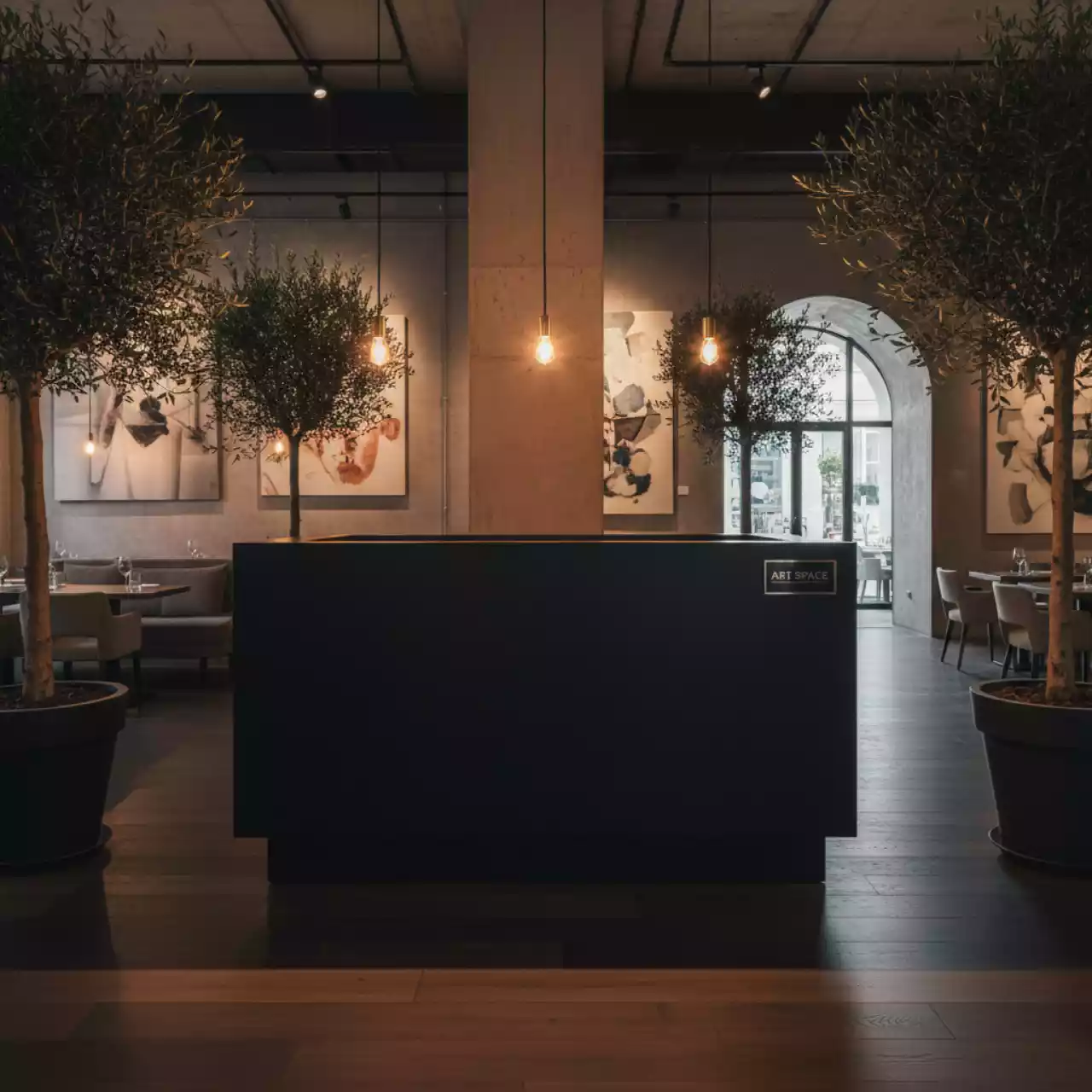 Аренда Стойка регистрации R4E 00308 черная в ресторане «Sanremo» — ART SPACE