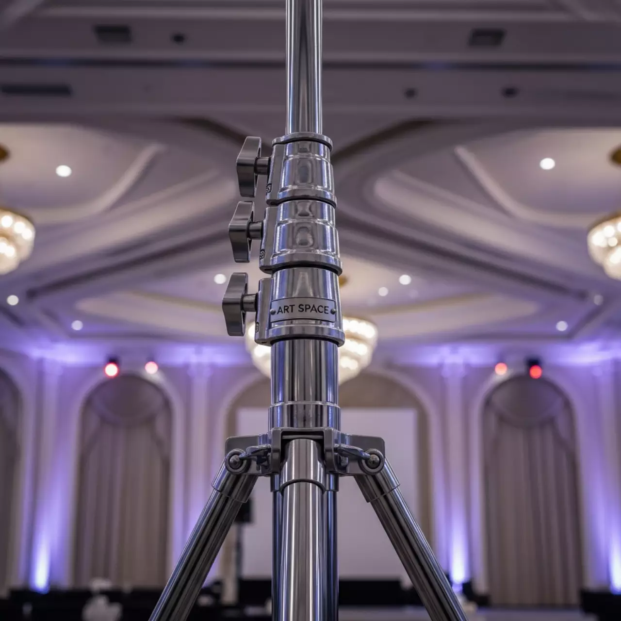 Аренда Стойка телескопическая 3,7 м в Sochi Marriott Krasnaya Polyana — ART SPACE