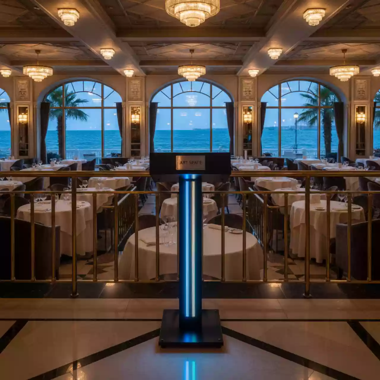 Аренда Стойки для колонок Color Stand LED в ресторане «Sanremo» — ART SPACE