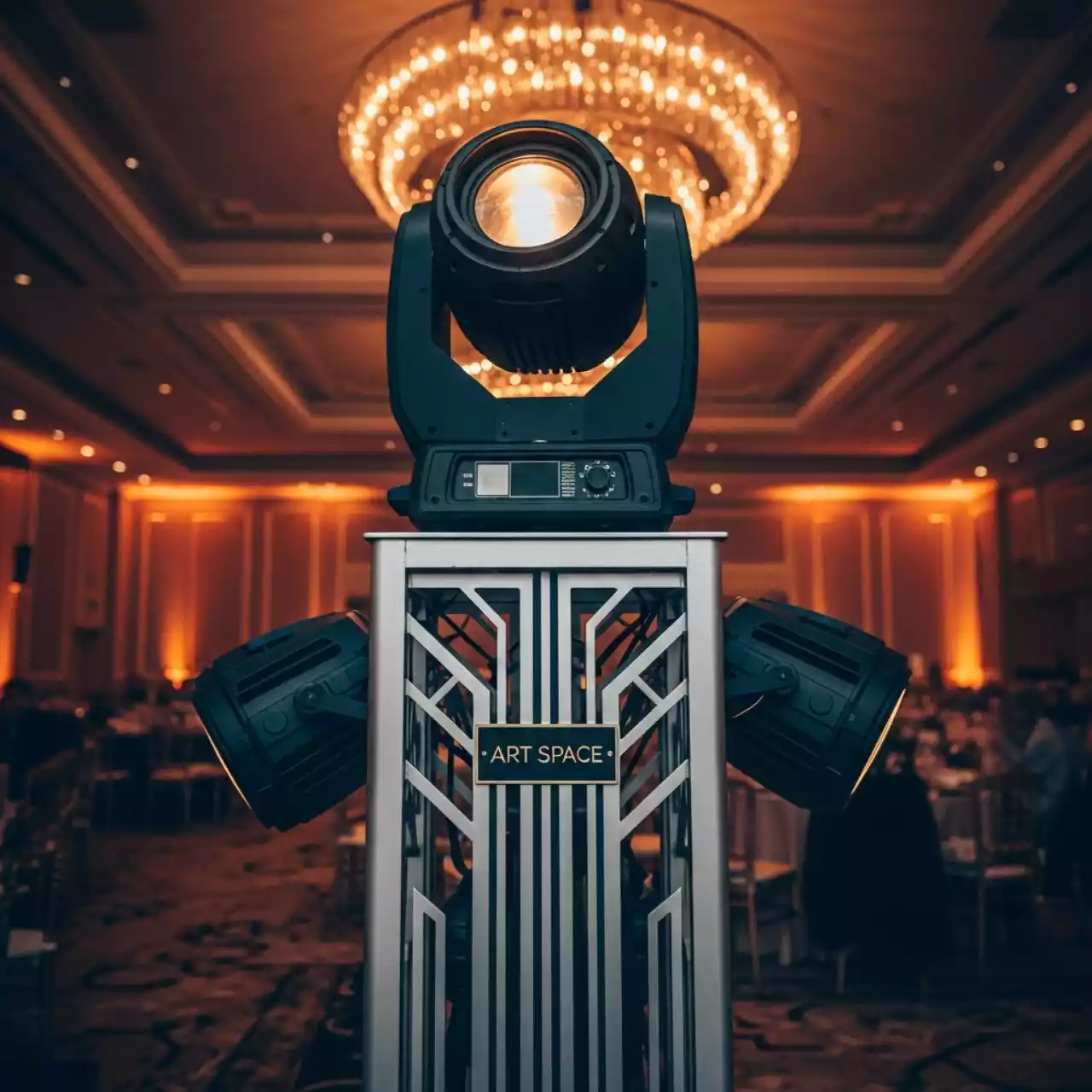 Аренда Стойки световые в Delta Sirius — ART SPACE