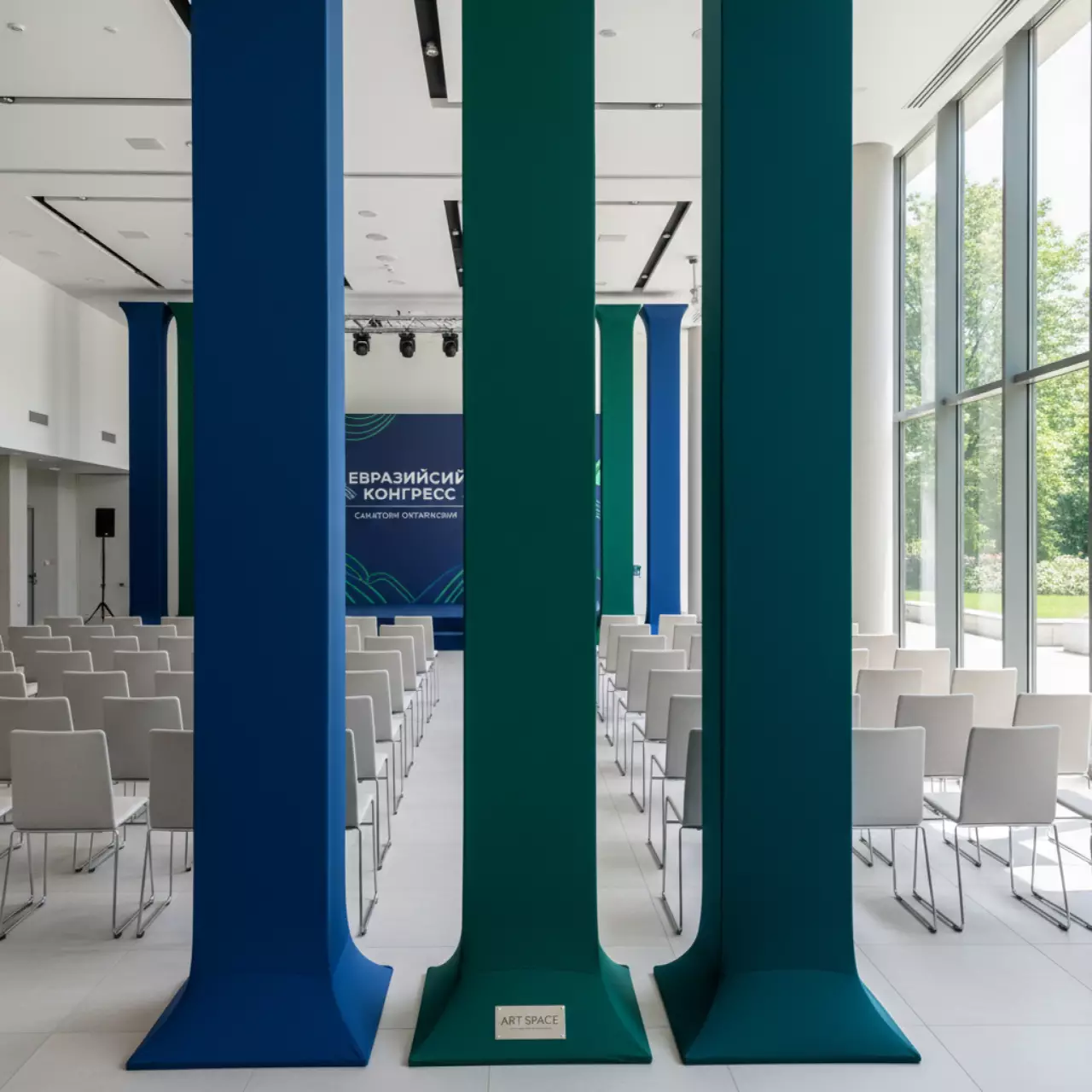 Аренда Стрейч чехлы тканевые для тотемов в санатории «Октябрьский» — ART SPACE