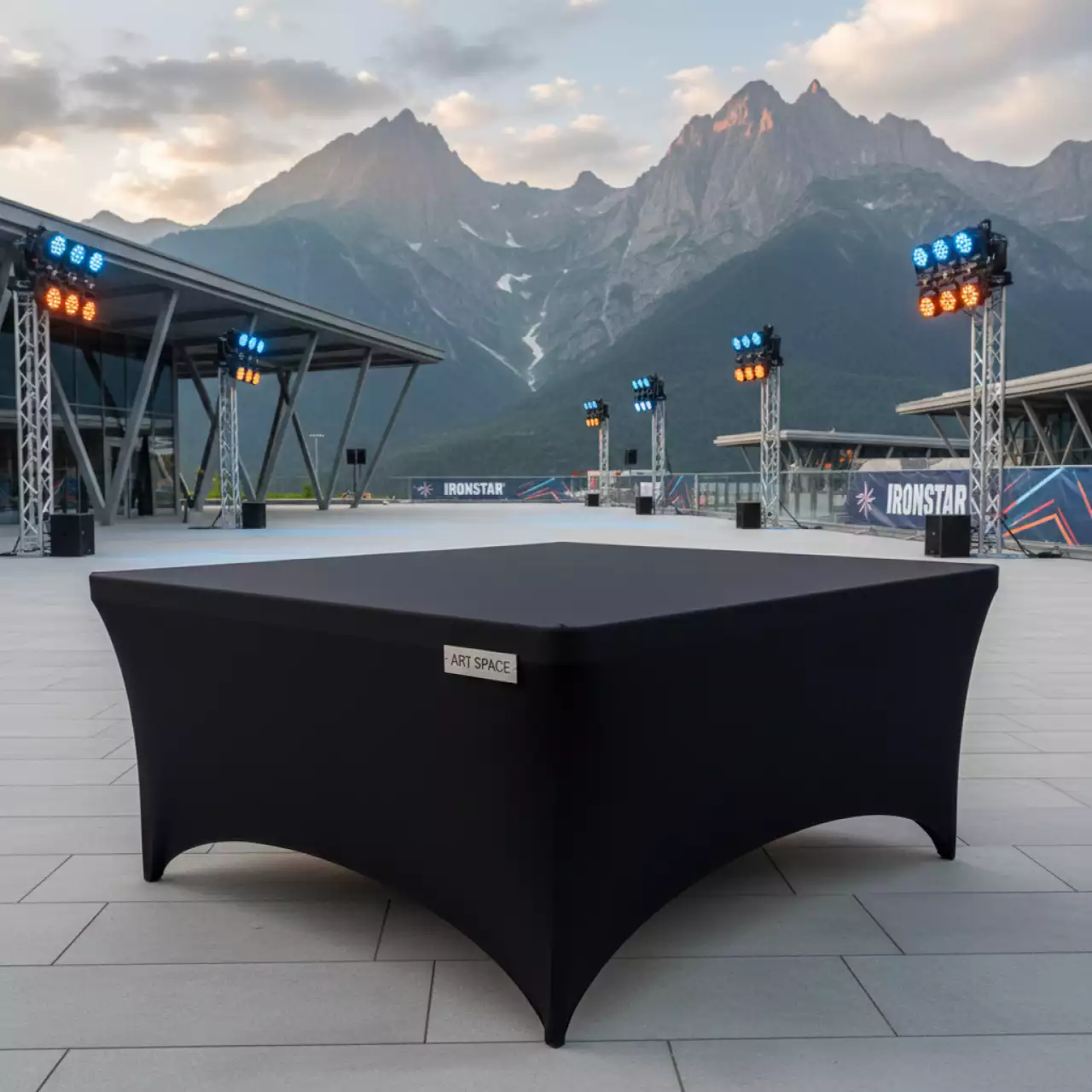 Аренда Стрейч чехол для прямоугольного стола 150х80 см на курорте «Газпром» (Альпика) — ART SPACE