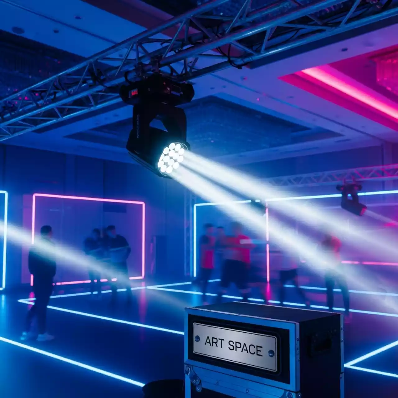 Аренда Стробоскоп LED Involight Strob 140 в Radisson Hotel Rosa Khutor — ART SPACE