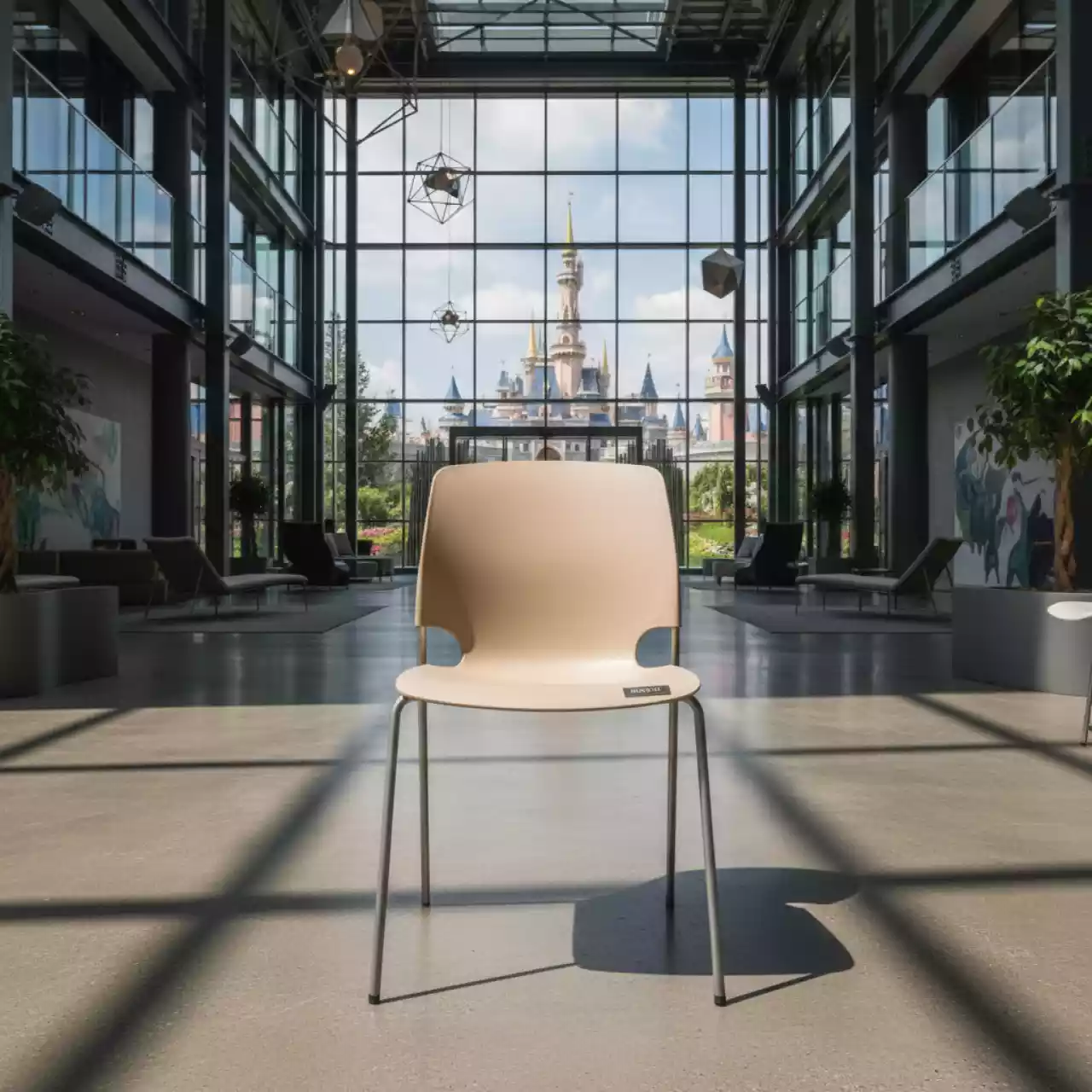 Аренда Стул AFM B бежевый в отеле «Богатырь» — ART SPACE