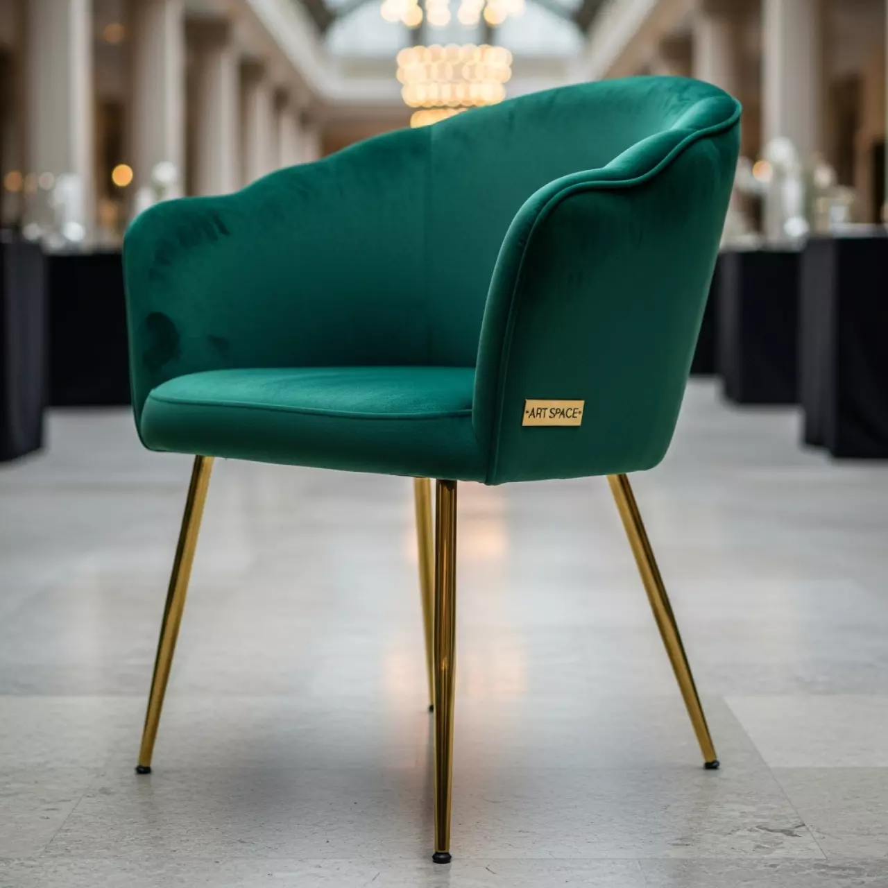 Аренда Стул Алексис велюр зеленый в Boutique Hotel PORTUM 1905 — ART SPACE