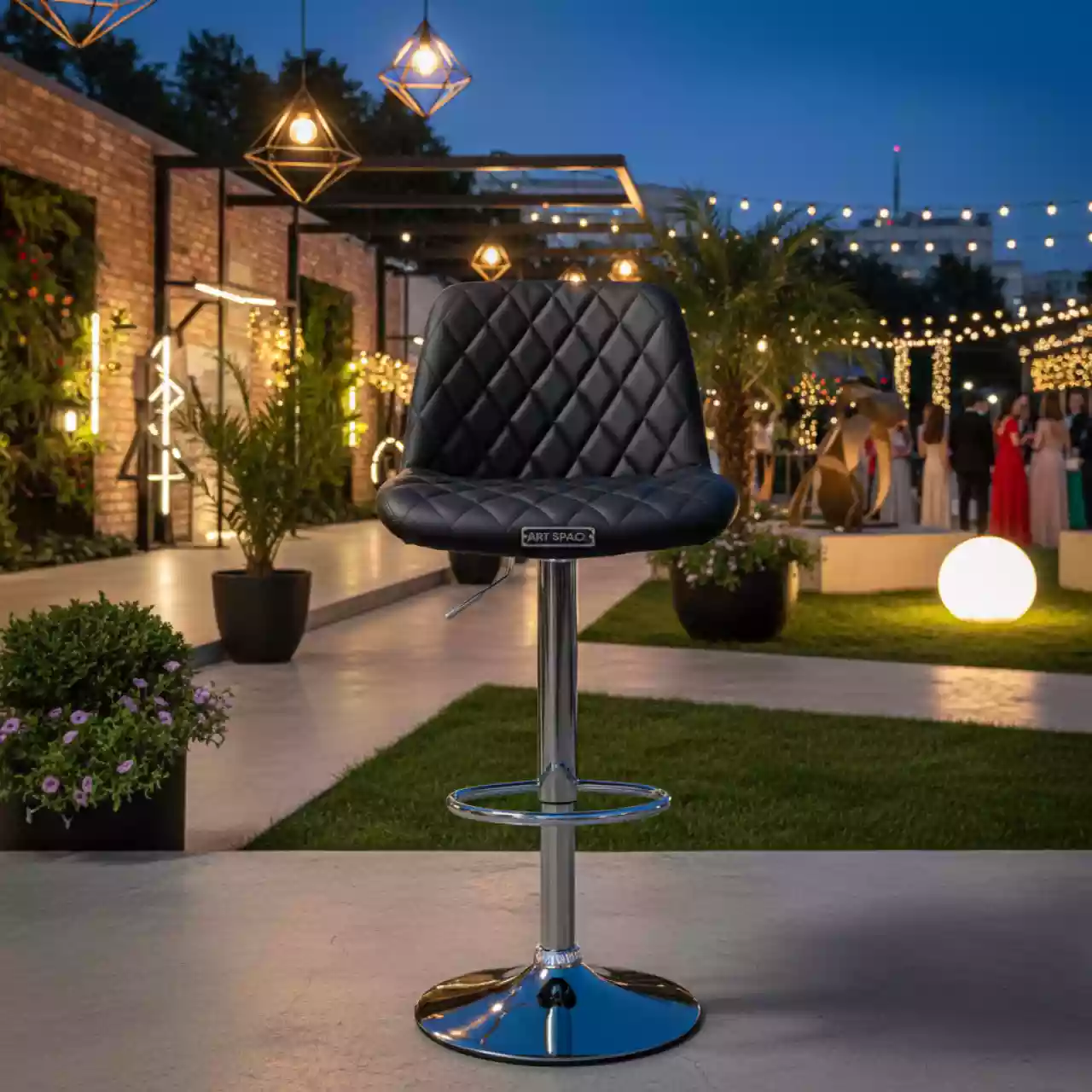 Аренда Стул барный черный из экокожи Zeta в парке «Ривьера» — ART SPACE