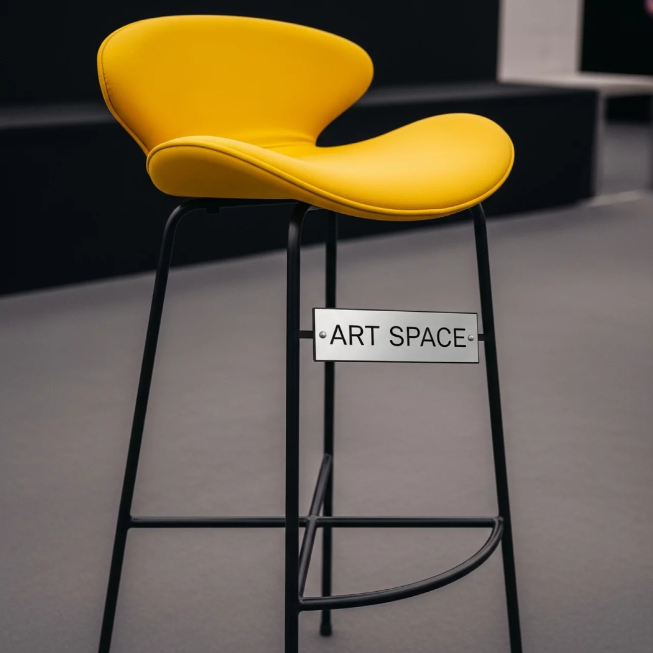 Аренда Стул барный Oscar желтый в Mantera Supreme — ART SPACE