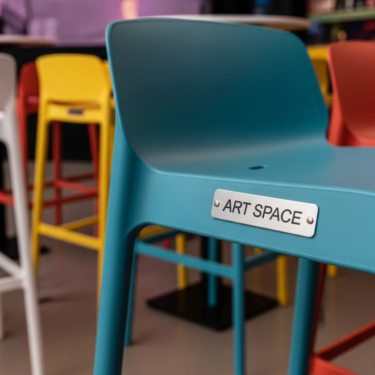 Аренда Стул барный пластиковый Babila в Rodina Grand Hotel & SPA — ART SPACE