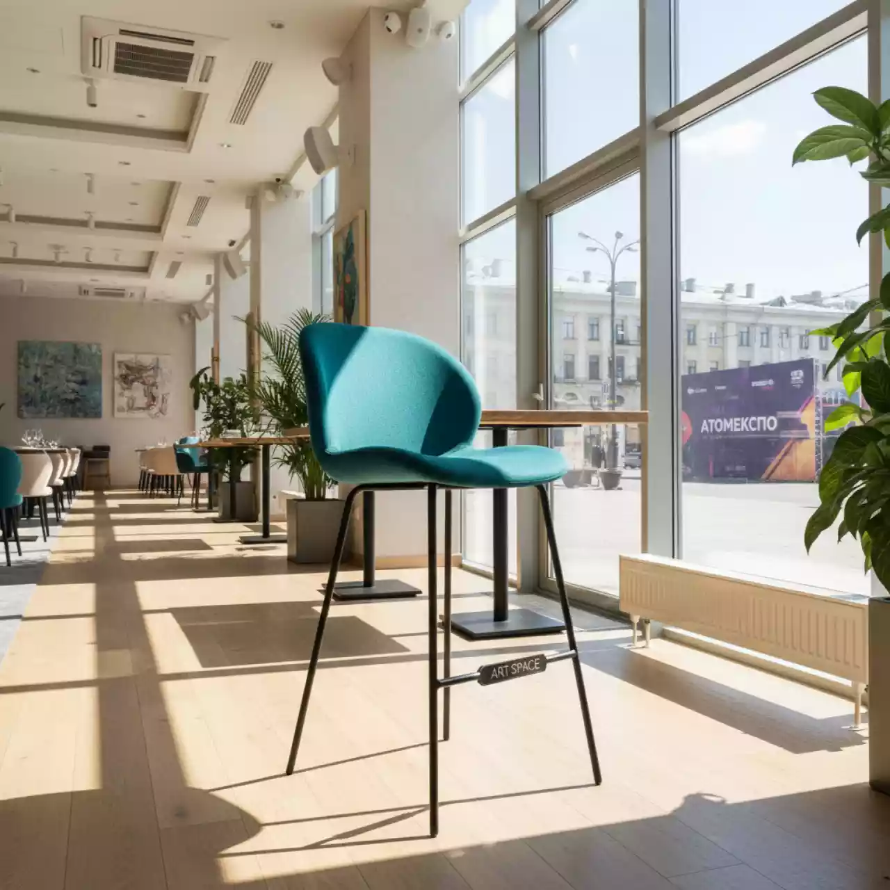 Аренда Стул барный Richy ткань бирюзовый в ресторане «Магадан» — ART SPACE