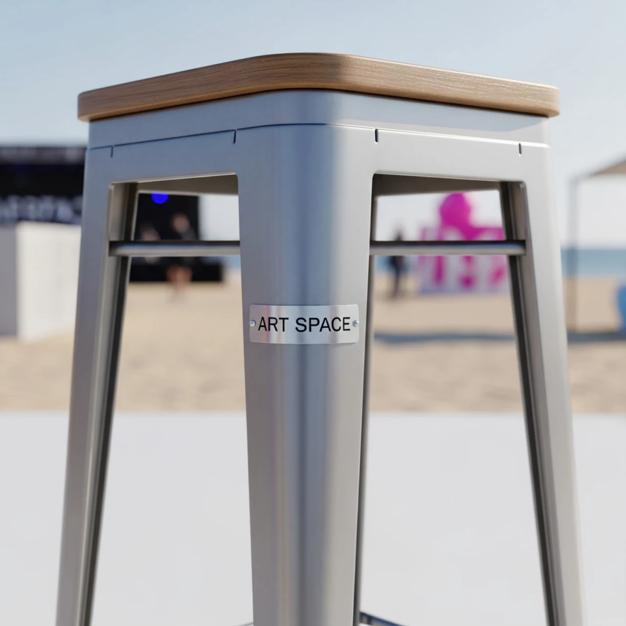 Аренда Стул барный серебристый матовый Tolix Wood на пляже «Мандарин» — ART SPACE