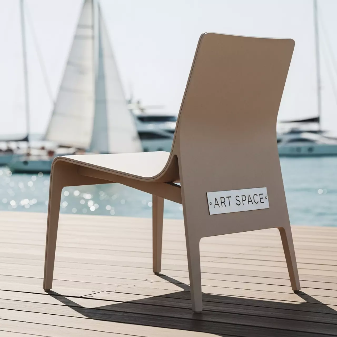 Аренда Стул бежевый Eames на парусной регате (Сочи) — ART SPACE