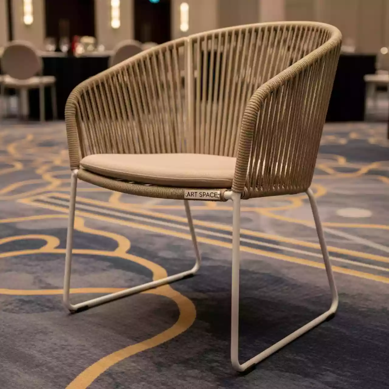 Аренда Стул Бордо плетеный из роупа бежевый в Radisson Blu Resort & Congress Centre — ART SPACE