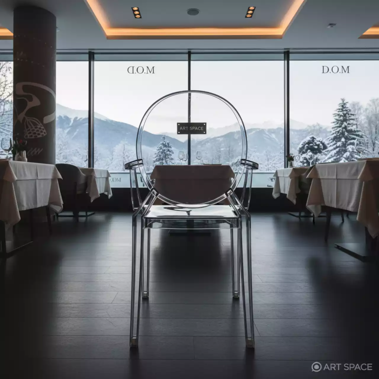 Аренда Стул Calima прозрачный в ресторане «D.O.M» — ART SPACE