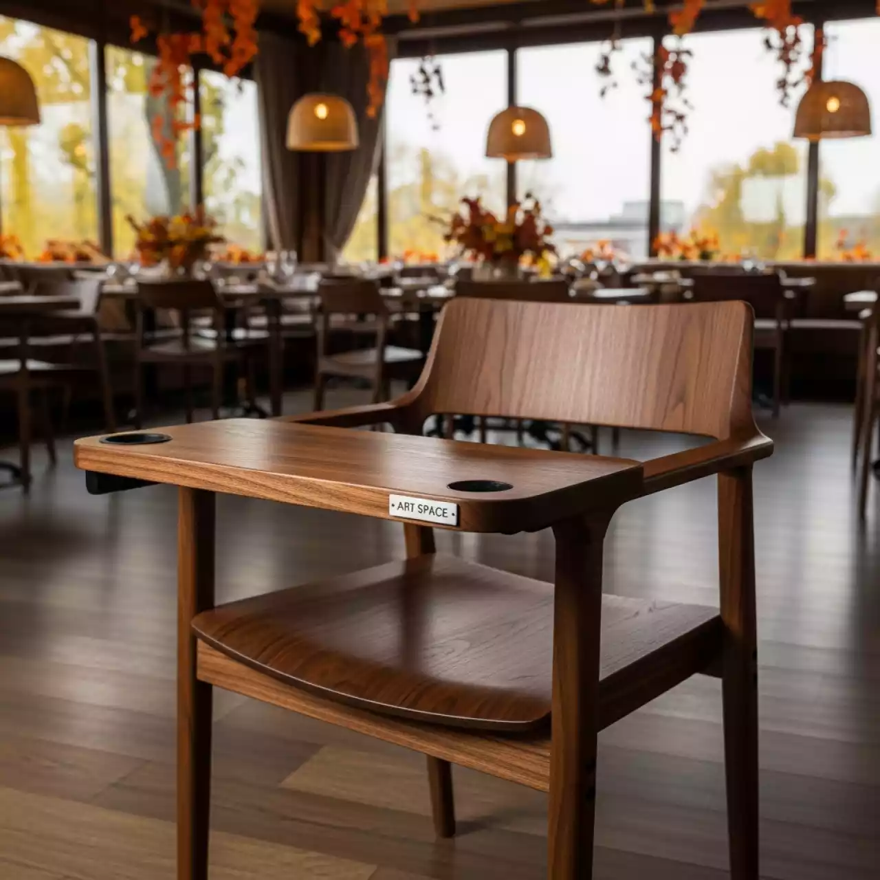 Аренда Стул Дания с пюпитром в ресторане «Сыроварня» — ART SPACE