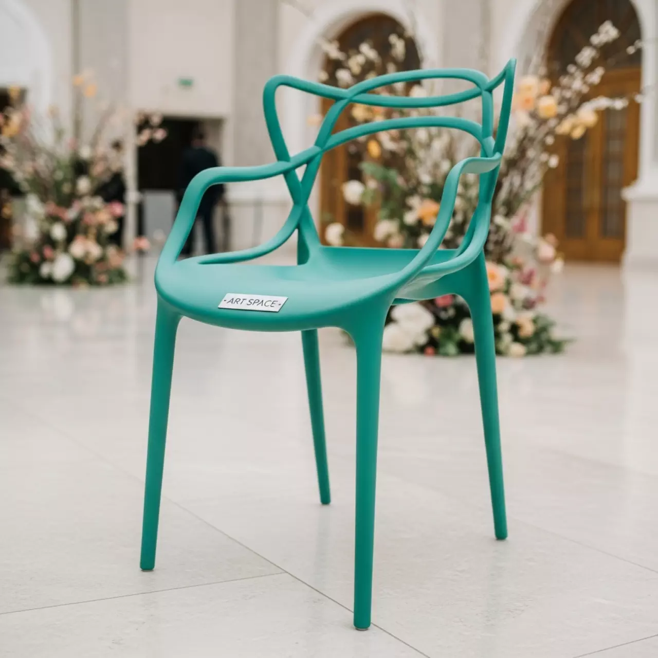 Аренда Стул детский пластиковый Julian в конгресс-холле отеля Жемчужина — ART SPACE