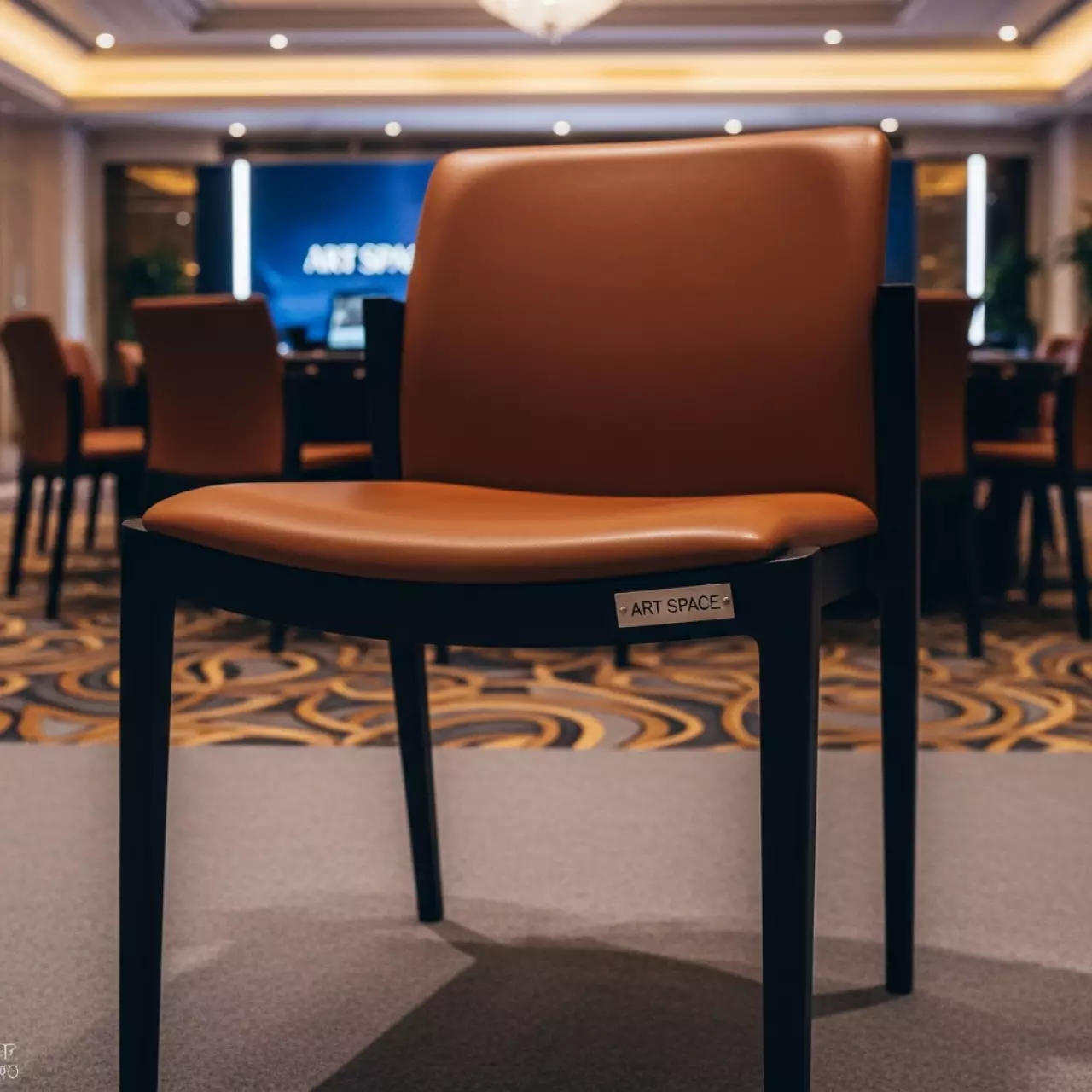 Аренда Стул экокожа коричневый Прайм в казино «Сочи» — ART SPACE