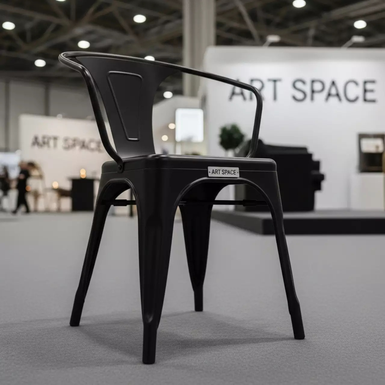 Аренда Стул Groover Black в ледовой арене «Шайба» — ART SPACE