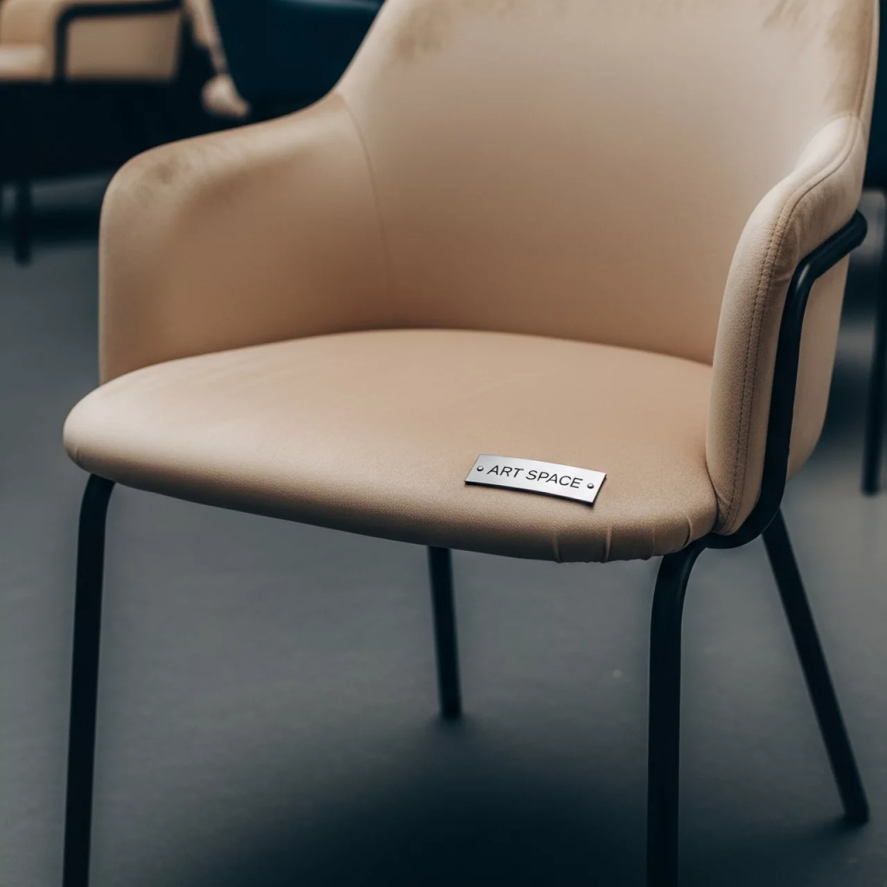 Аренда Стул Herman латте велюр черный каркас в санатории «Русь» — ART SPACE