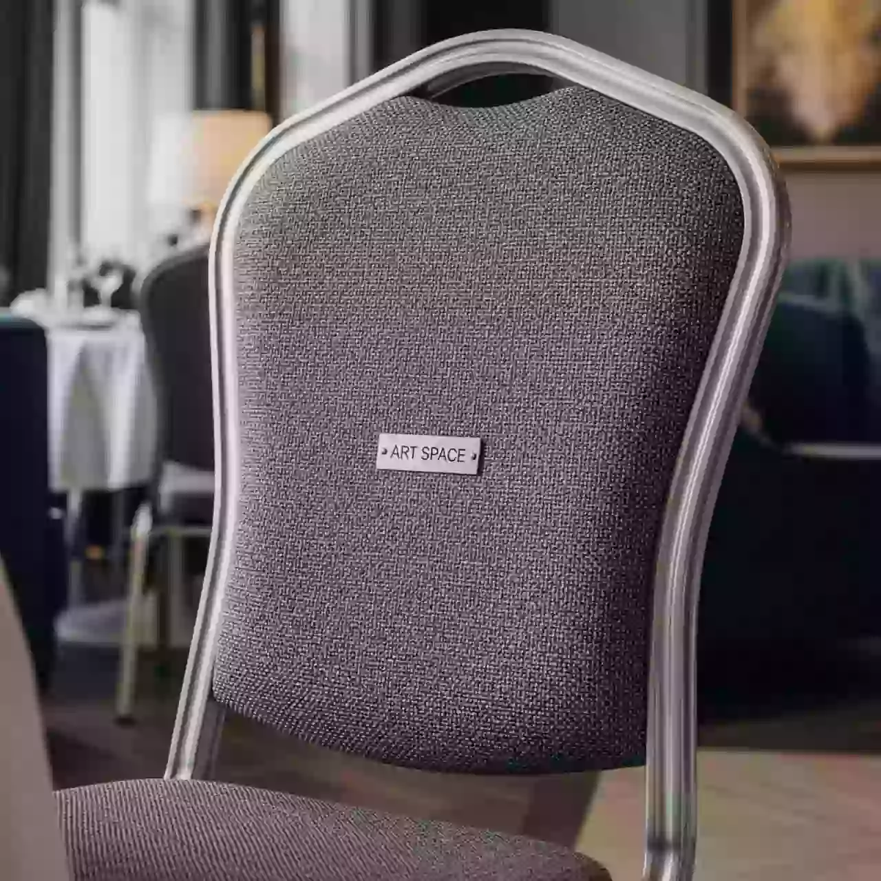 Аренда Стул Хит серебряный каркас рогожка темно серая Tempo в ресторане «La Terrazza» — ART SPACE