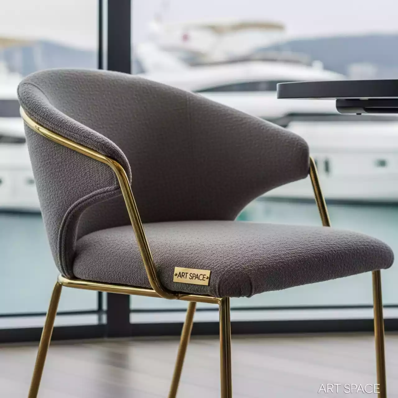 Аренда Стул Хит Старт серый каркас золото Сочи — ART SPACE