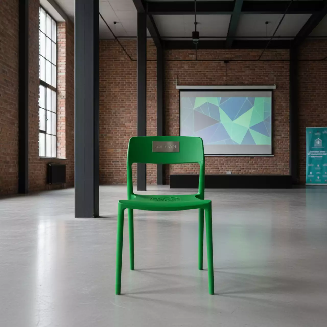 Аренда Стул ИЗО пластик зеленый в санатории «Черноморье» — ART SPACE