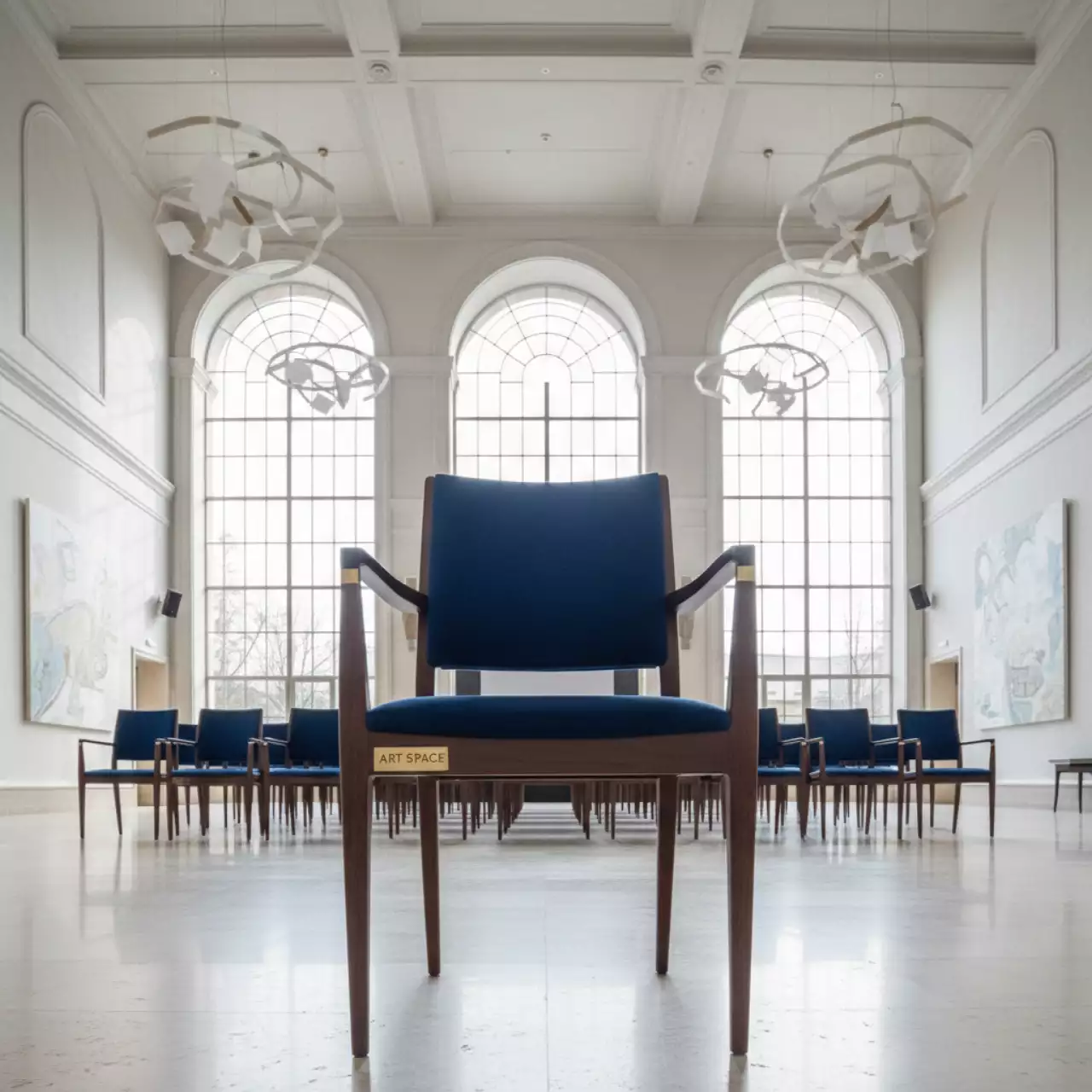 Аренда Стул Кросс в ОКЦ «Галактика» — ART SPACE