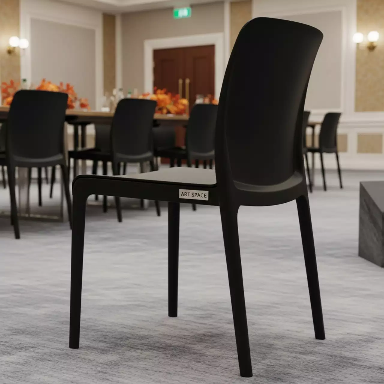 Аренда Стул Lady пластик черный в Golden Tulip Rosa Khutor — ART SPACE