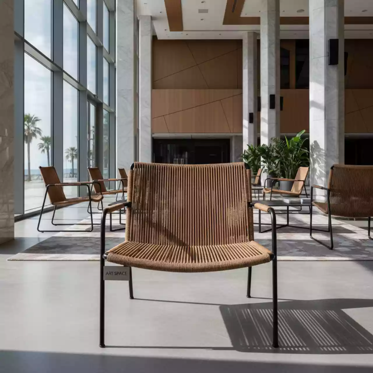 Аренда Стул Лион плетеный из роупа коричнево бежевый в отеле Hyatt Regency Sochi — ART SPACE