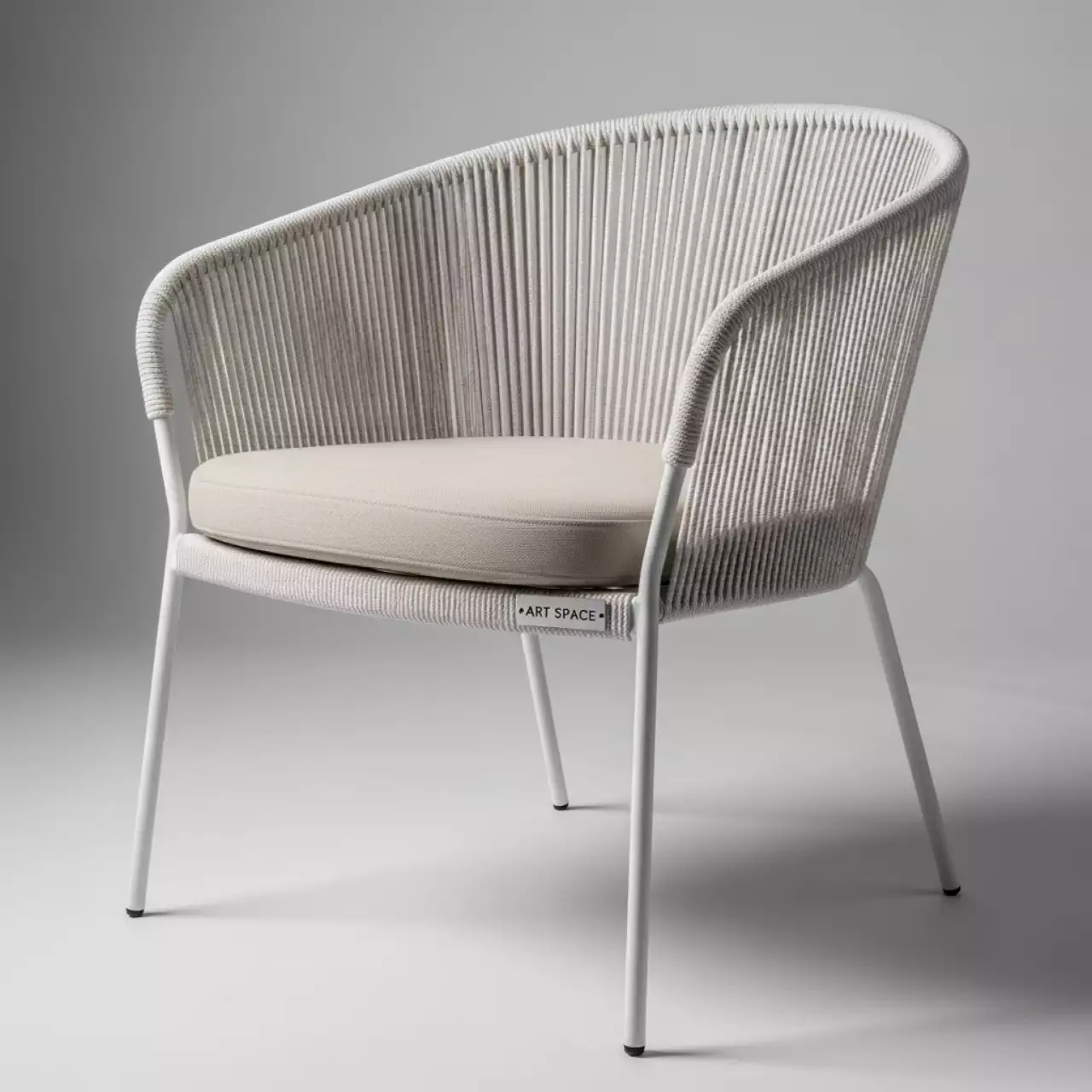 Аренда Стул Лион плетеный из роупа стальной каркас белый роуп бежевый круглая ткань в ресторане «Сыроварня» — ART SPACE