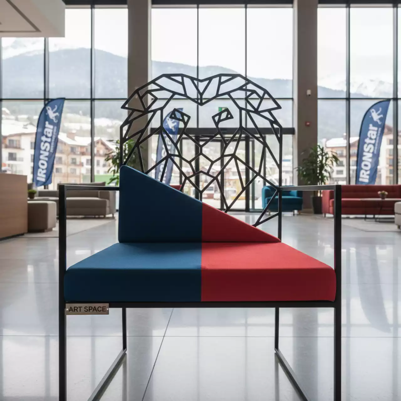 Аренда Стул Лион с подушкой голубо красный в Golden Tulip Rosa Khutor — ART SPACE