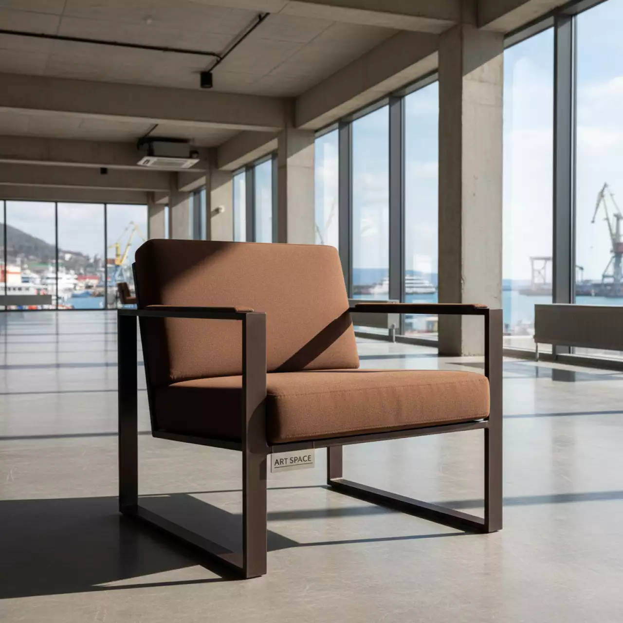 Аренда Стул Манали коричневый с подушкой на территории Морпорта Сочи — ART SPACE