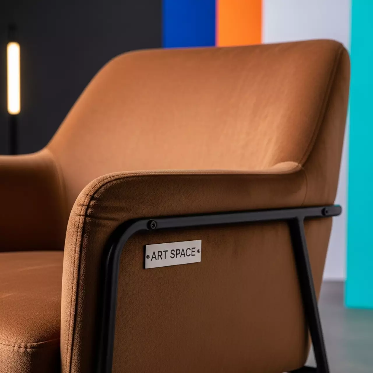 Аренда Стул мягкий велюр металл черный кофейный в этно-парке «Моя Россия» — ART SPACE