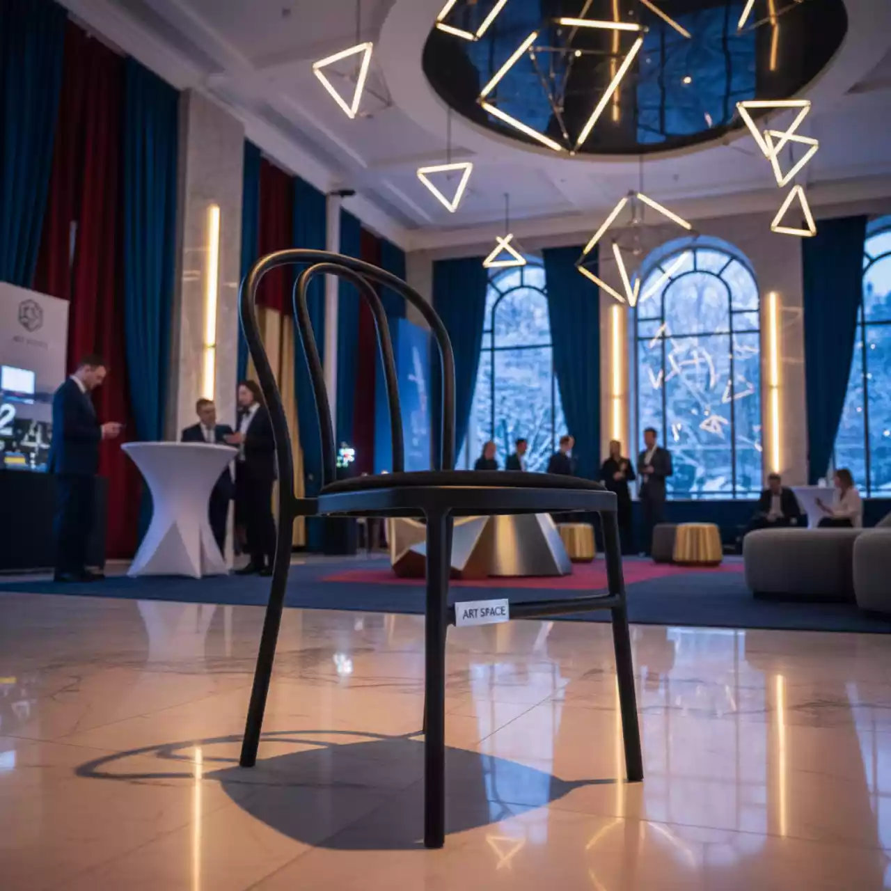 Аренда Стул на металлокаркасе Джокер черный в отеле Radisson Lazurnaya — ART SPACE