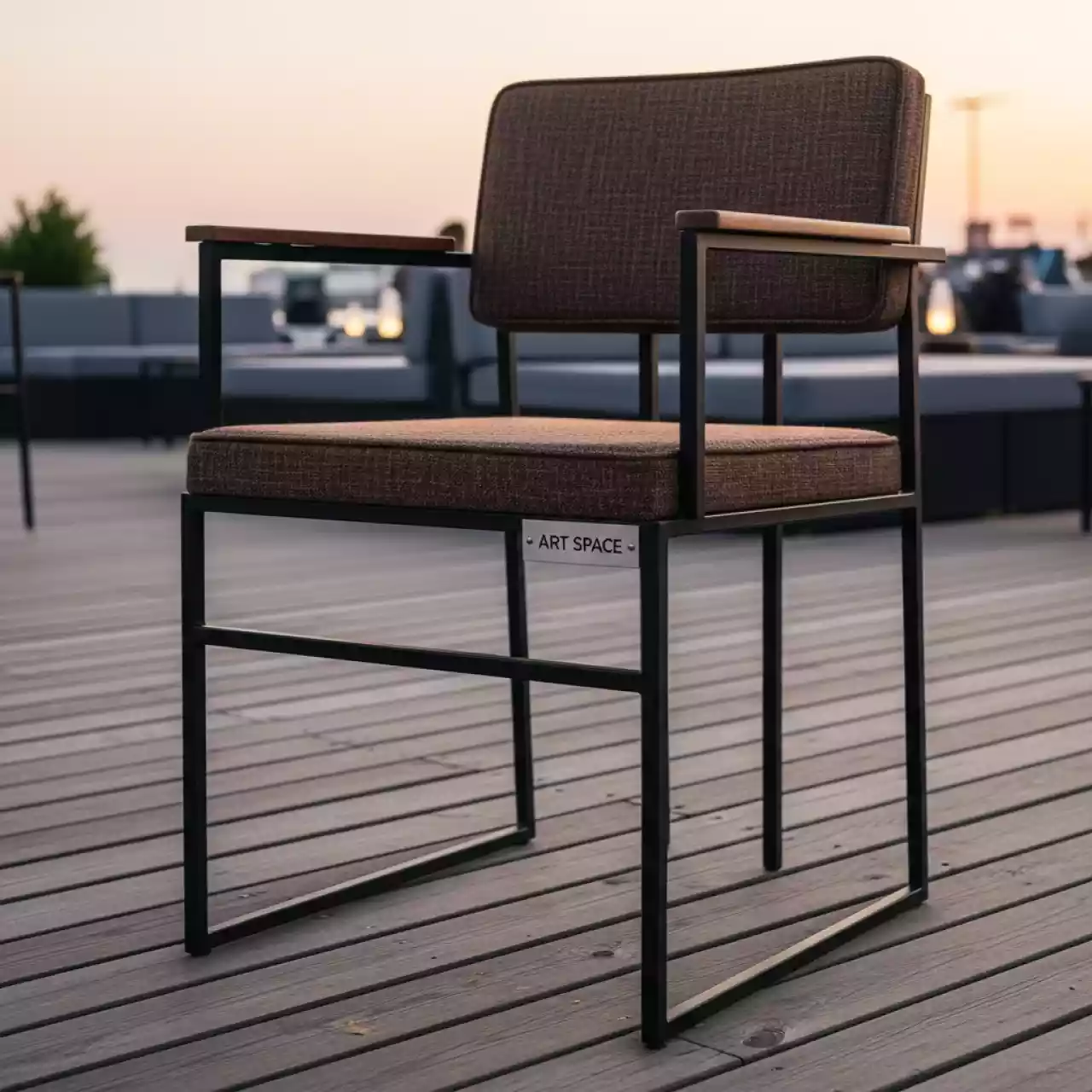 Аренда Стул на металлокаркасе Twin brown black на пляже «Маяк» — ART SPACE