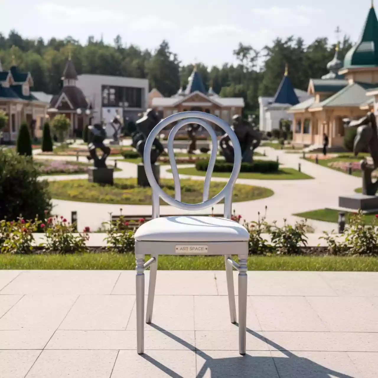 Аренда Стул Наполеон серебряный в этно-парке «Моя Россия» — ART SPACE