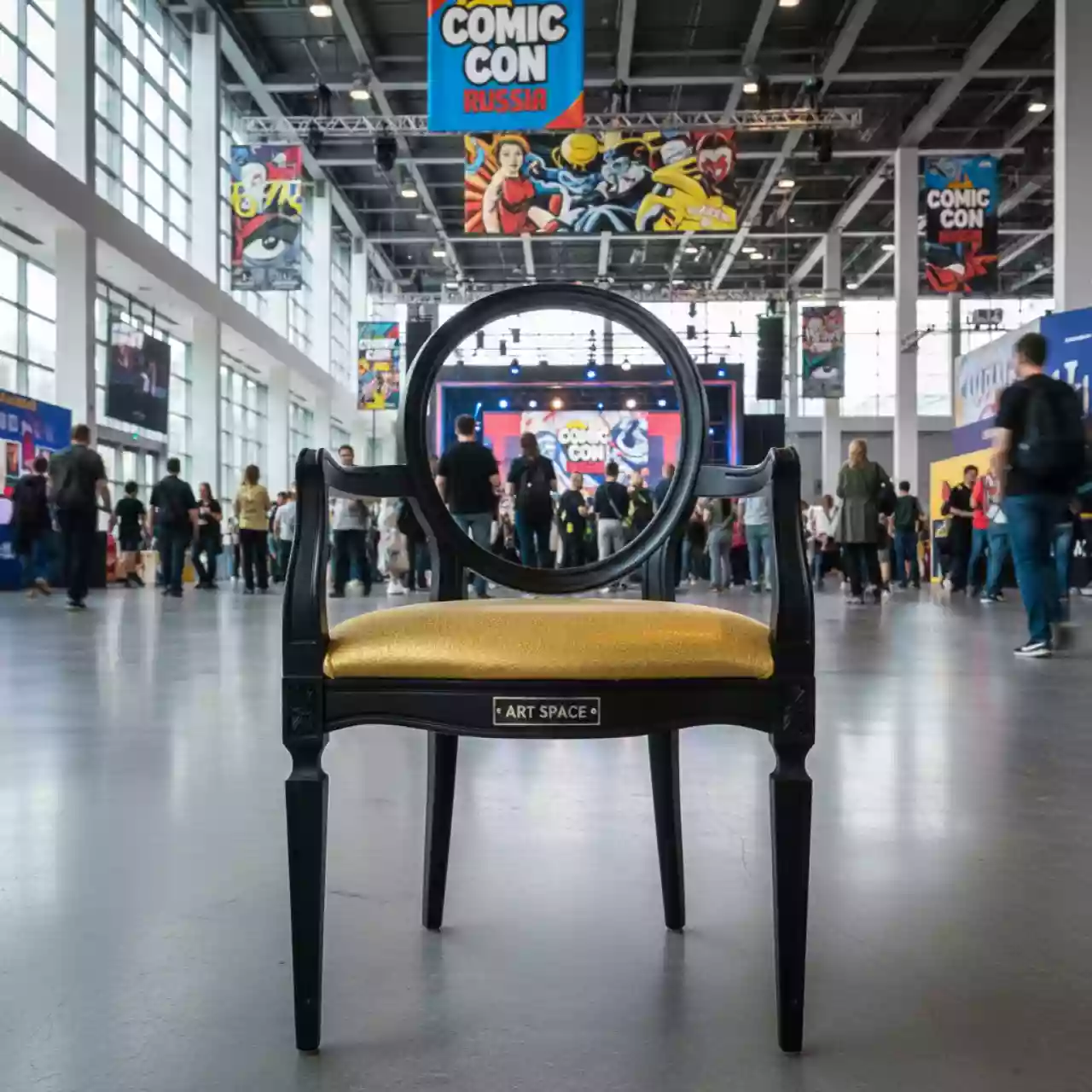 Аренда Стул Odda черный золотой в отеле Hyatt Regency Sochi — ART SPACE