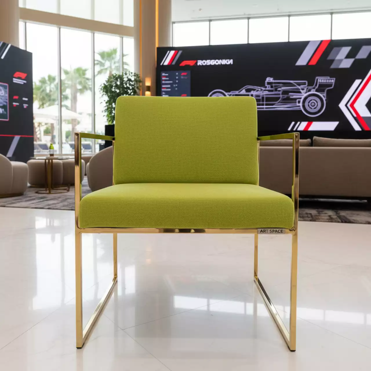 Аренда Стул Патрик золото салатовая рогожка в Radisson Collection Paradise — ART SPACE